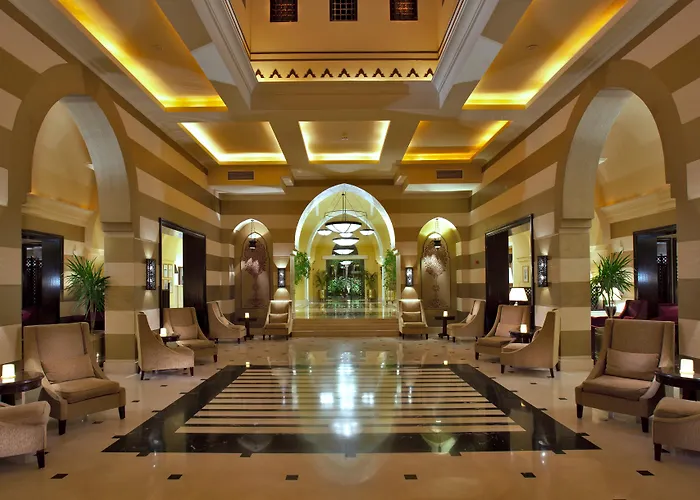 Jaz Lamaya Resort 5*