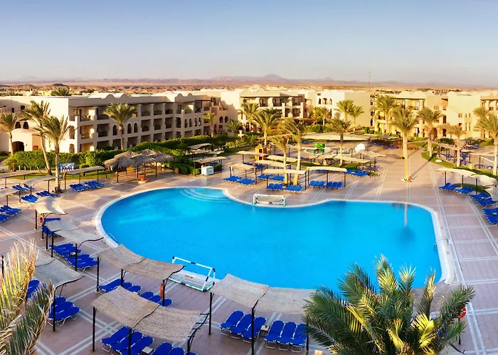 Jaz Lamaya Resort 5*
