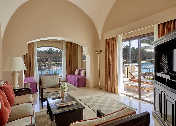 Jaz Lamaya Resort 5*