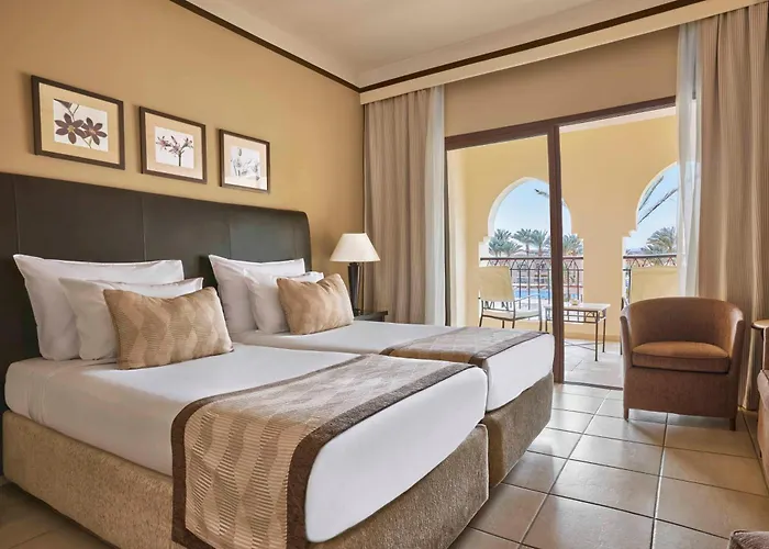 Jaz Lamaya Resort 5*