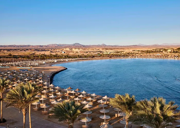 Jaz Lamaya Resort 5*